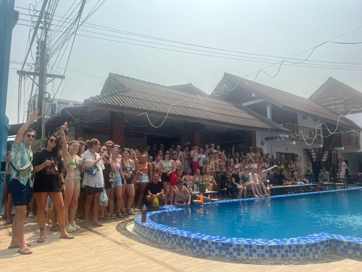 Nana Backpackers Hostel Vang Vieng Zewnętrze zdjęcie