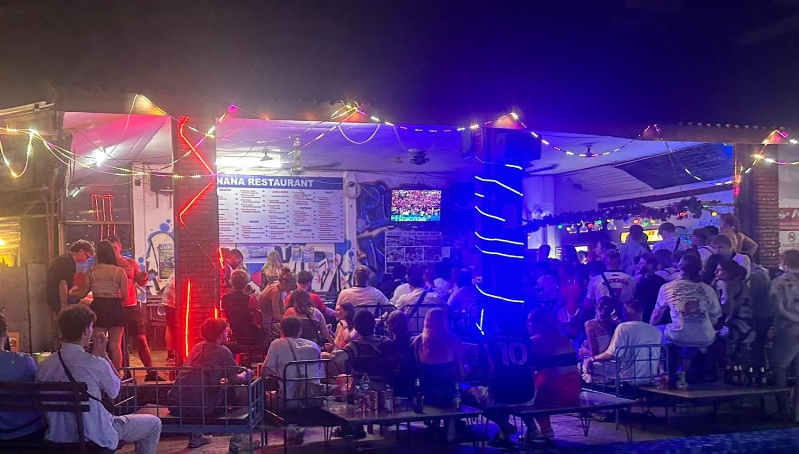 Nana Backpackers Hostel Vang Vieng Zewnętrze zdjęcie