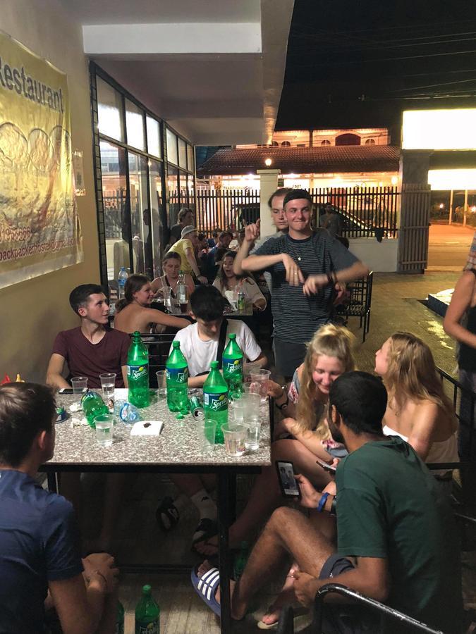 Nana Backpackers Hostel Vang Vieng Zewnętrze zdjęcie
