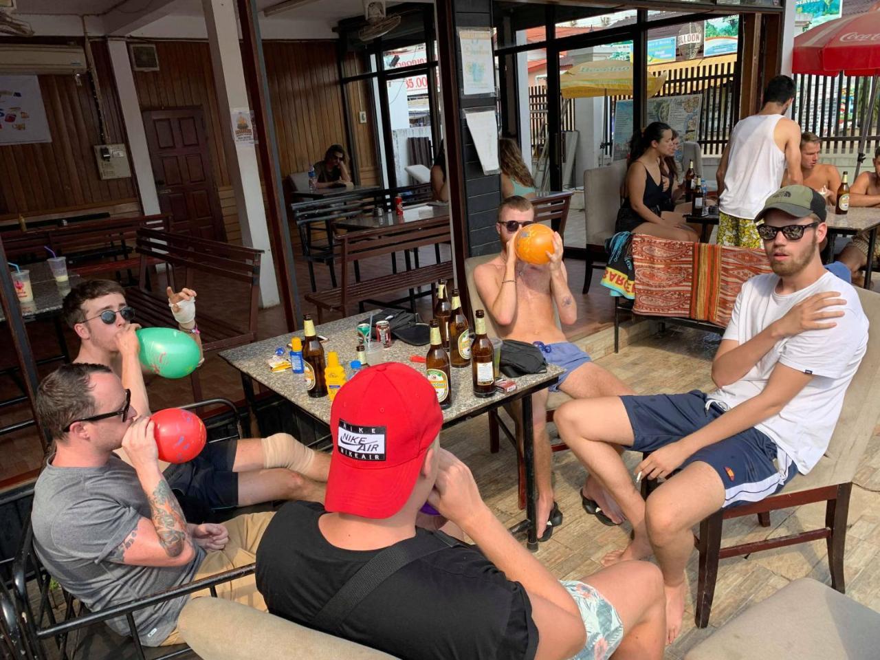 Nana Backpackers Hostel Vang Vieng Zewnętrze zdjęcie